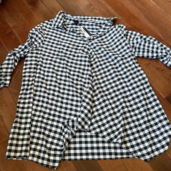 NWT Grace Elements Women’s Black & White Gingham Button Down Blouse, size Large - Picture 2 of 4